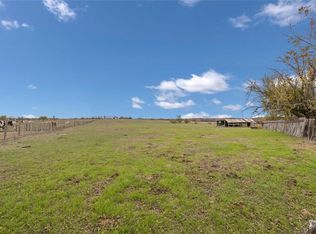 950 Foxtrot Rd, Lorena, TX 76655