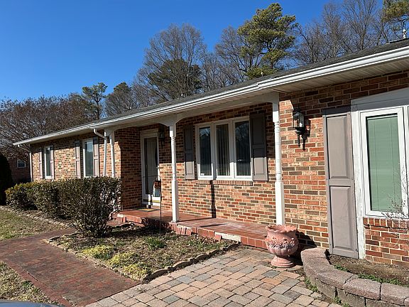 2nd image of 102 Barren Ridge Rd