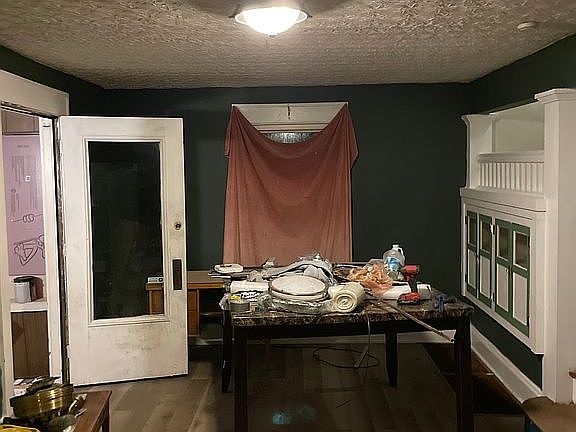 5th image of 804 Crouse St