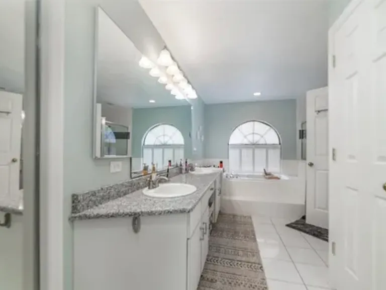2906 Pine Club Dr — Photo 18