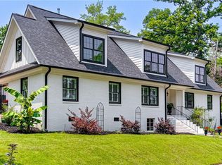 2100 Rolling Rd, Greensboro, NC 27403