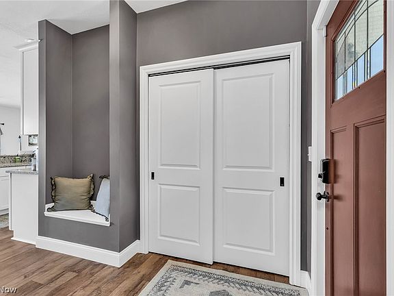 3rd image of 2515 Peterson Rd