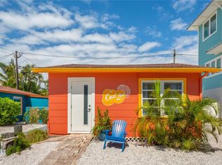 16 79th Ave, Treasure Island, FL 33706