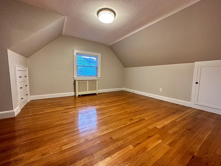 18 Glen Rock Ave — Photo 10