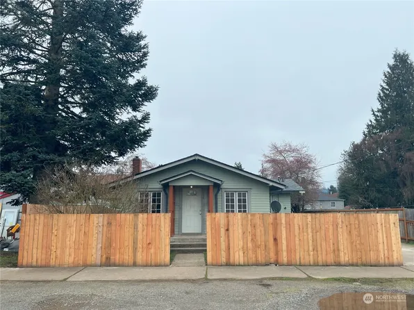 618 K Street, Centralia, WA 98531