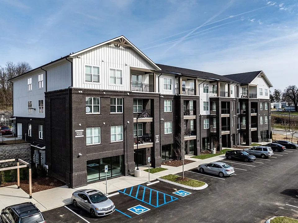 Stone Bridge Lofts