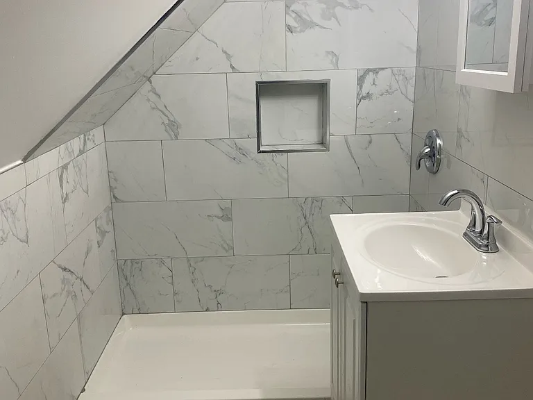 W 21st Pl — Photo 6