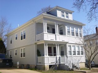 142 9th St, Providence, RI 02906