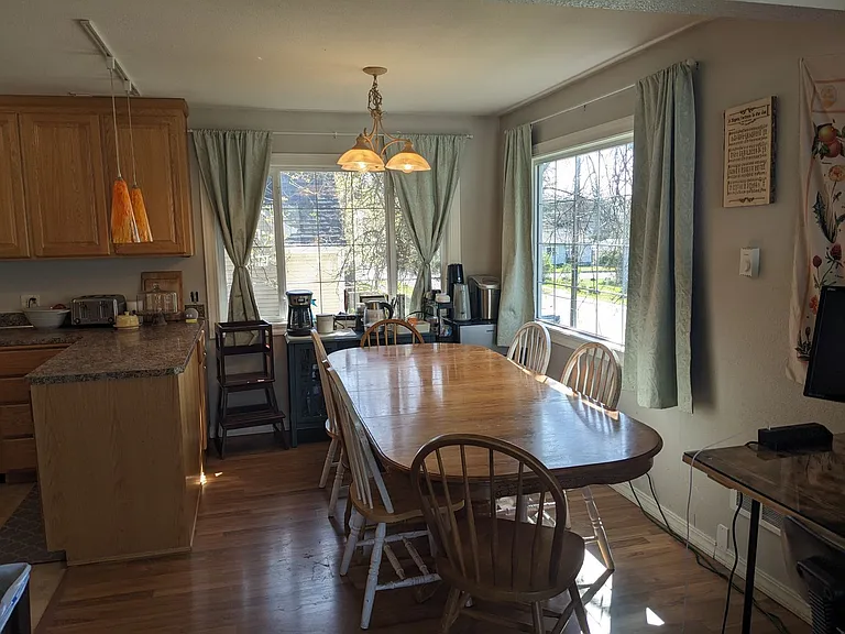 206 Cherry St — Photo 8