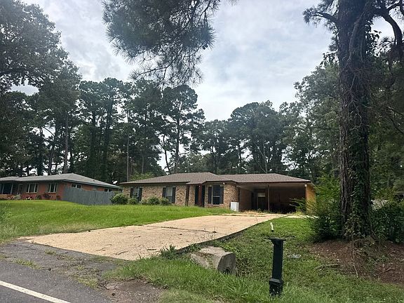 2nd image of 816 Flournoy Lucas Rd