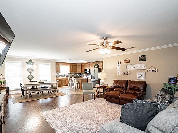 5th image of 117 Gabriel Ct