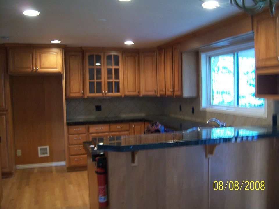 2nd image of 10335 SE 38th Ave