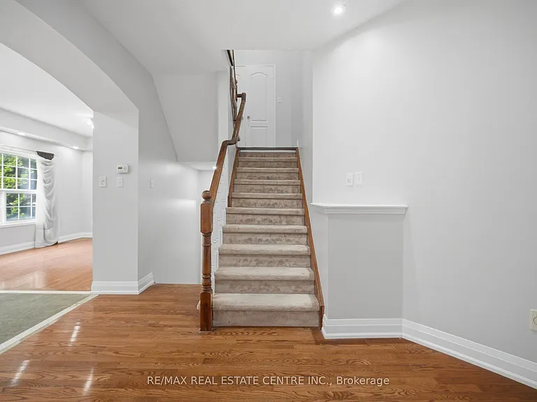 3857 Brinwood Gate #UPPER LEVEL — Photo 19
