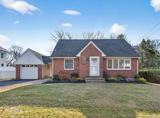 180 W Washington Avenue, Pearl River, NY 10965