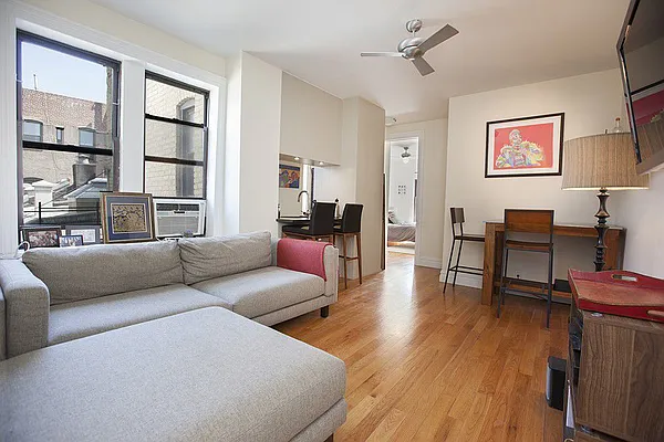 Rented by Avi Nash Associates | media 12