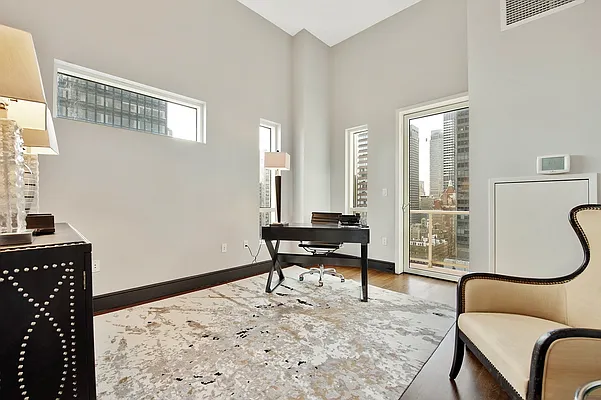 Sold by Nest Seekers International | media 6