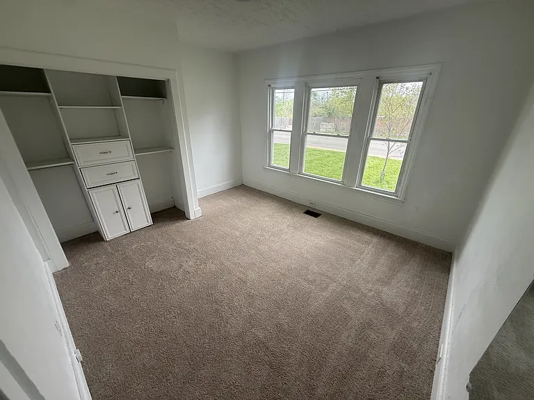 10324 Harvard Ave — Photo 17