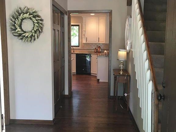 2nd image of 1021 Putney Dr