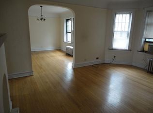 2617 W Berwyn Ave #2C, Chicago, IL 60625
