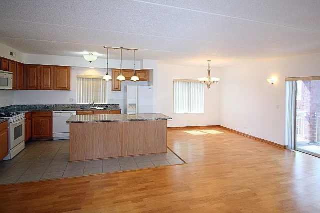 6560 W Diversey Ave #516 — Photo 2