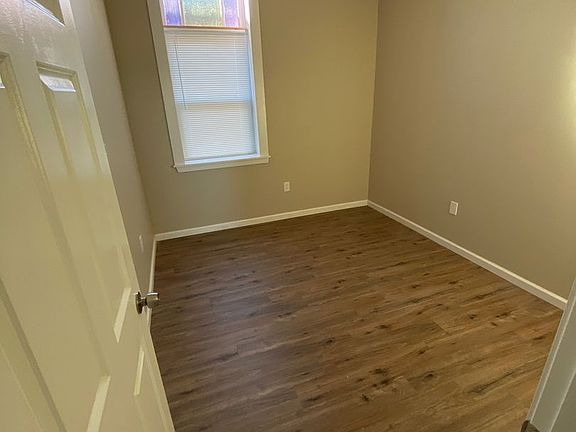2nd image of 600 6th St #A