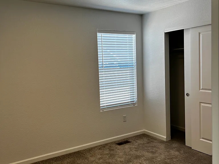 1177 Prospect Aly — Photo 14
