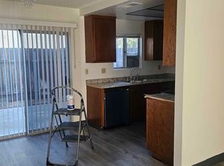 204 Grayson Way #C, Upland, CA 91786