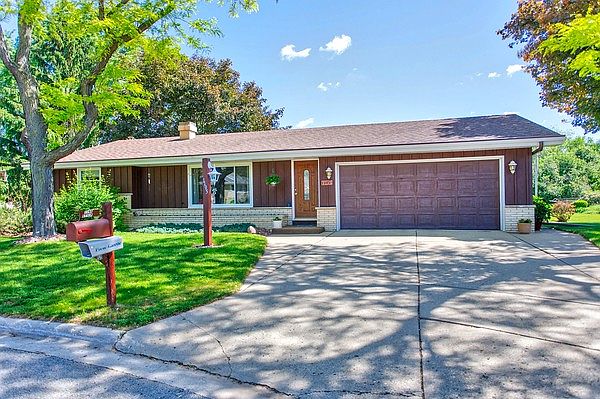 1st image of 1195 Richardine Ct