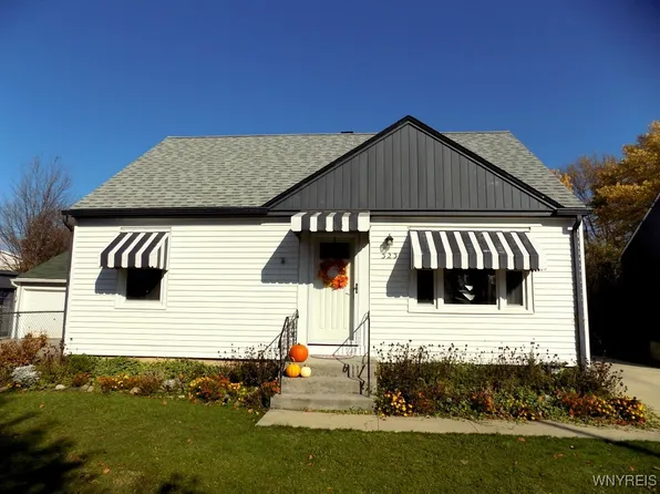 323 Kirkwood Dr, Buffalo, NY 14224