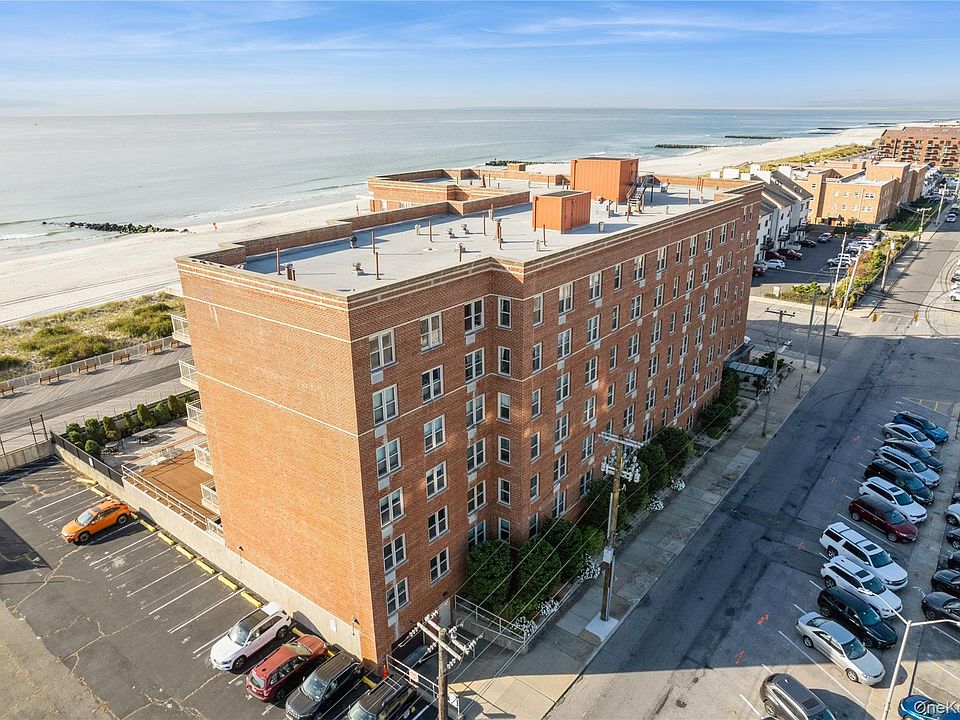 1st image of 560 W, Broadway #1R