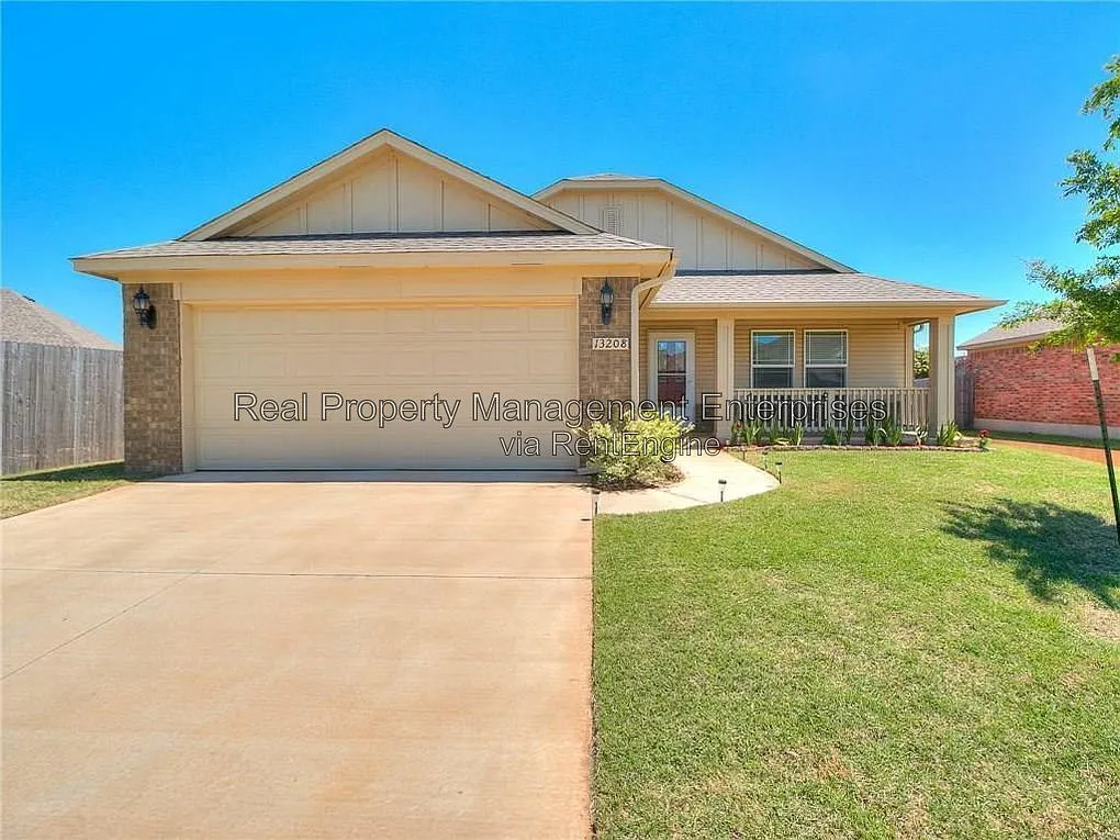 3 bed, 2.0 bath, 1518 sqft, $1,575 — Photo 1