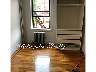 Rented by Metropolis International Realty Inc.