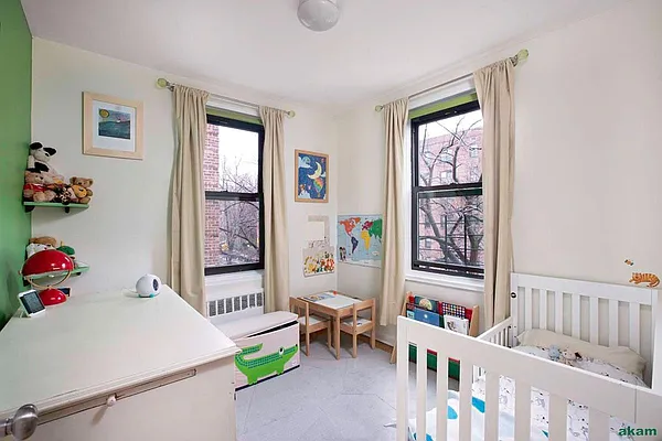 Sold by Akam Sales and Brokerage | media 7