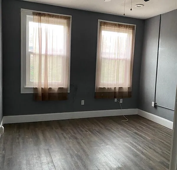 471 N State Ave #4 — Photo 1