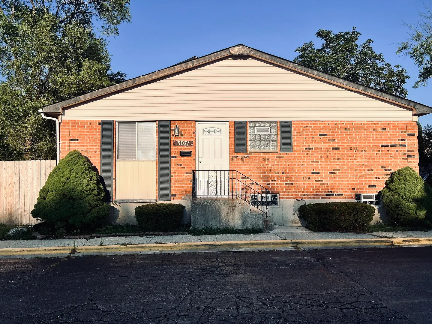 3071 Richton Pl photo 1