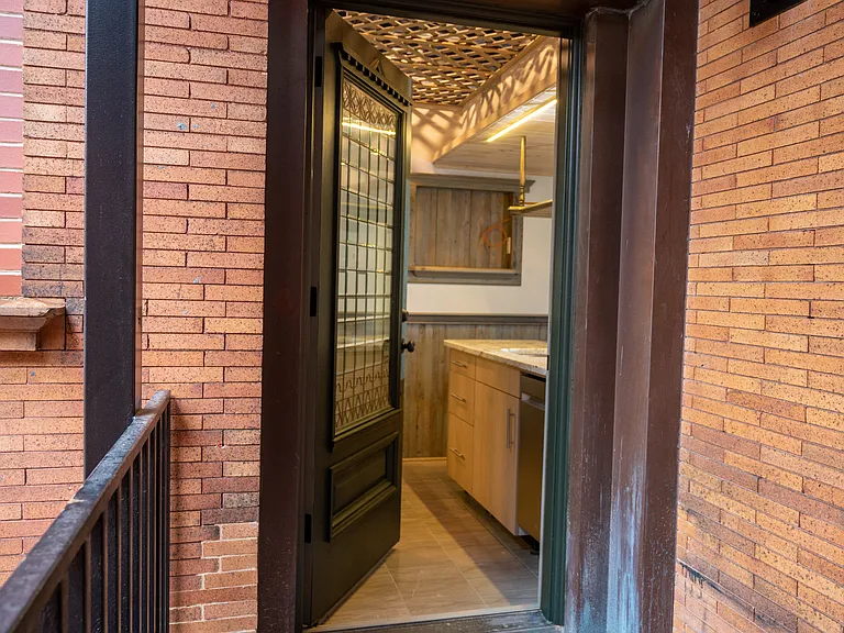 120 N Oak Park Ave #318 — Photo 8