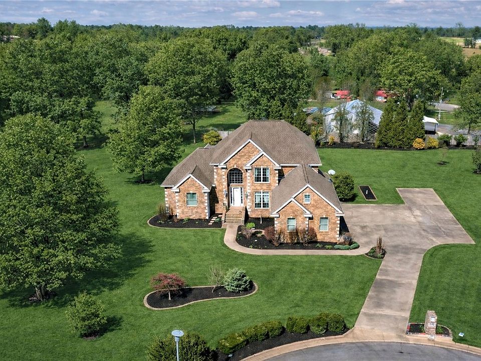 1st image of 645 N Riding Ridge Ln