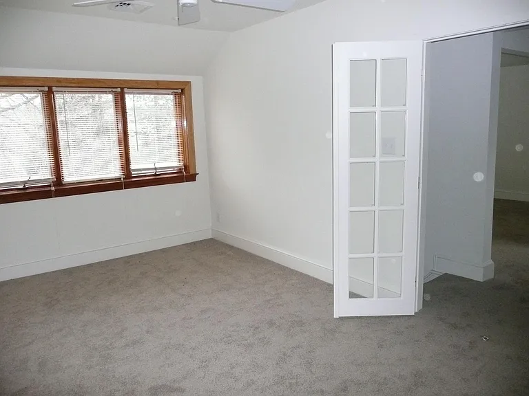 440 E North Ln #D3 — Photo 11