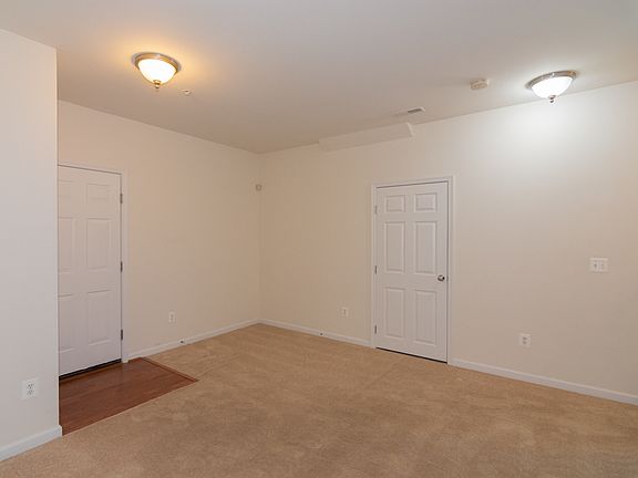 3rd image of 16836 Nuttal Oak Pl