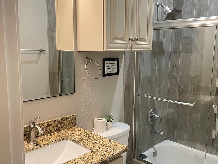 1015 Bluewater Dr #2 — Photo 6