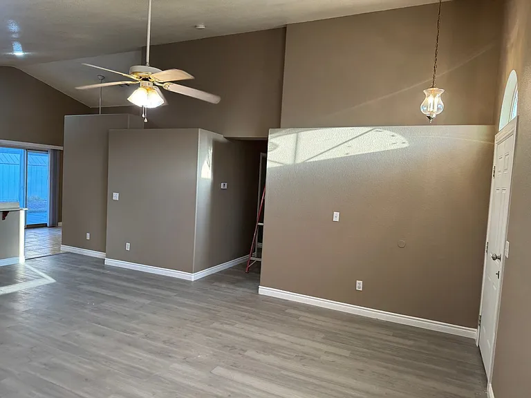 3736 Rose Canyon Dr — Photo 20