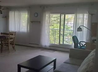 8149 111th St NW #1A, Edmonton, AB T6G2P1