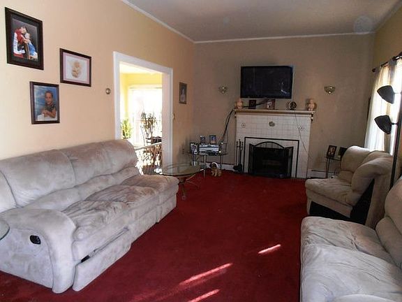 2nd image of 52 N Goodwin Ave