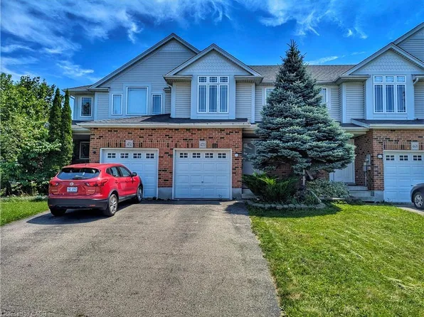 470 Annapolis Ct, Waterloo, ON N2K 4E8