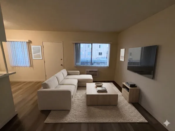 7240 Alabama Ave, 7240 Alabama Ave APT 15, Canoga Park, CA 91303