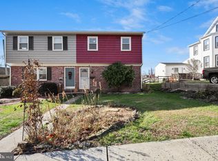 912 Arch St, Perkasie, PA 18944