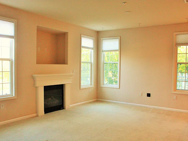 3754 Central Pkwy — Photo 13