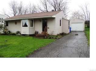 5187 Glendale Ave, Hamburg, NY 14075