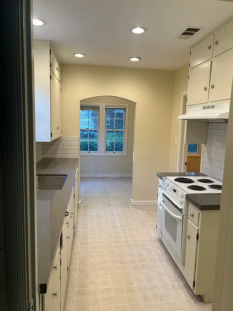 2 bed, 1218 sqft, $2,500 — Photo 3