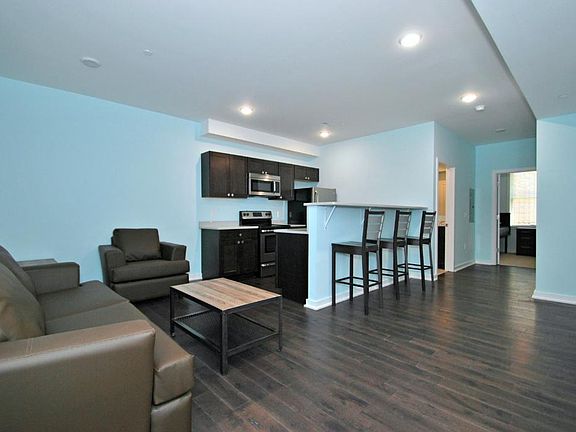 2nd image of 1407-09 N 15th St #302
